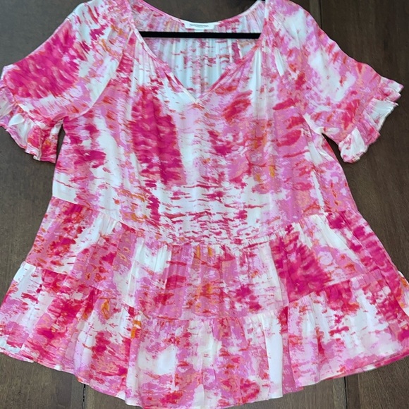 EUC BeachLunchLounge Pink & White Short Sleeve Popover V-Neck Blouse Sz. MD - Picture 3 of 9